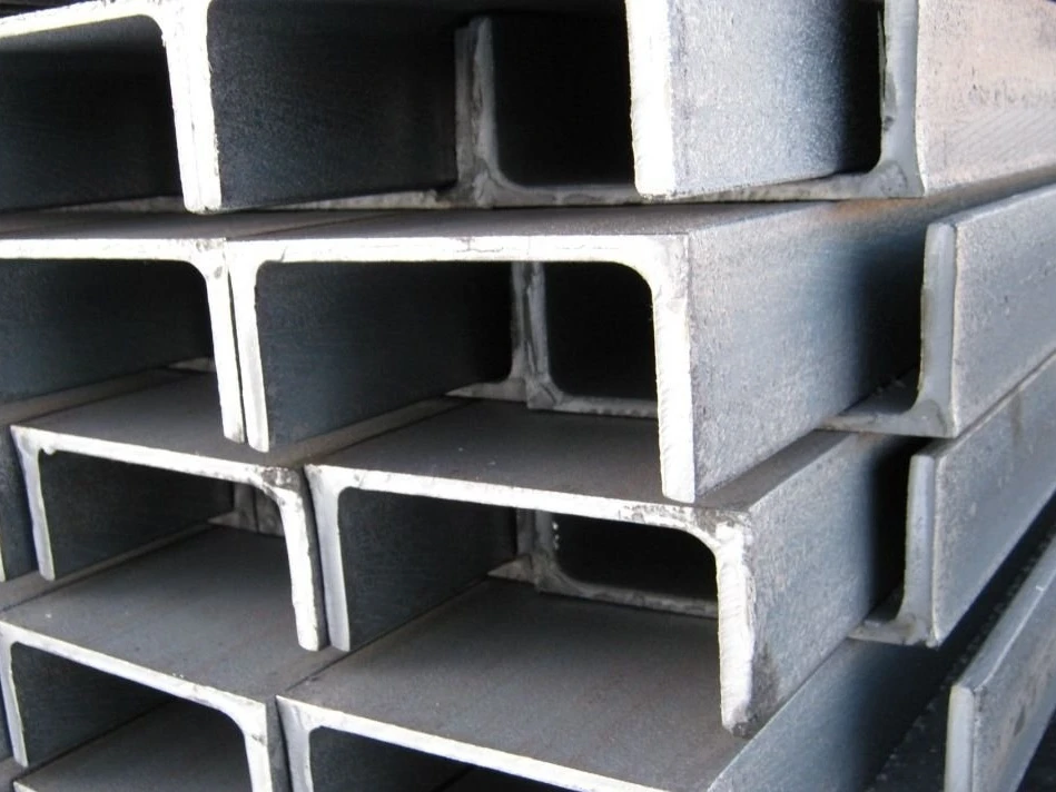 Алюминиевый швеллер 30 мм 80 мм 4.5 мм АД31 ГОСТ 8617-2018