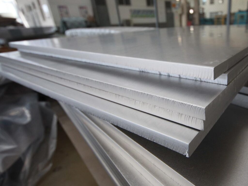 Нержавеющая плита горячекатаная 12 мм C16E EN 10084